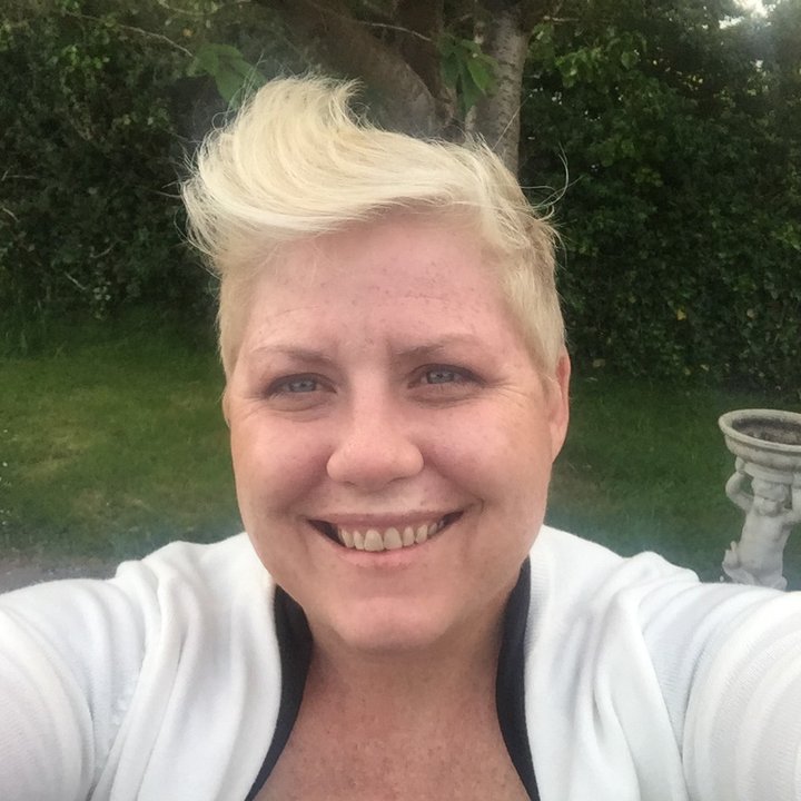 Meredith McIvor AP/AR, Scheduling & Customer Service AT KEYSTONE CARPETS